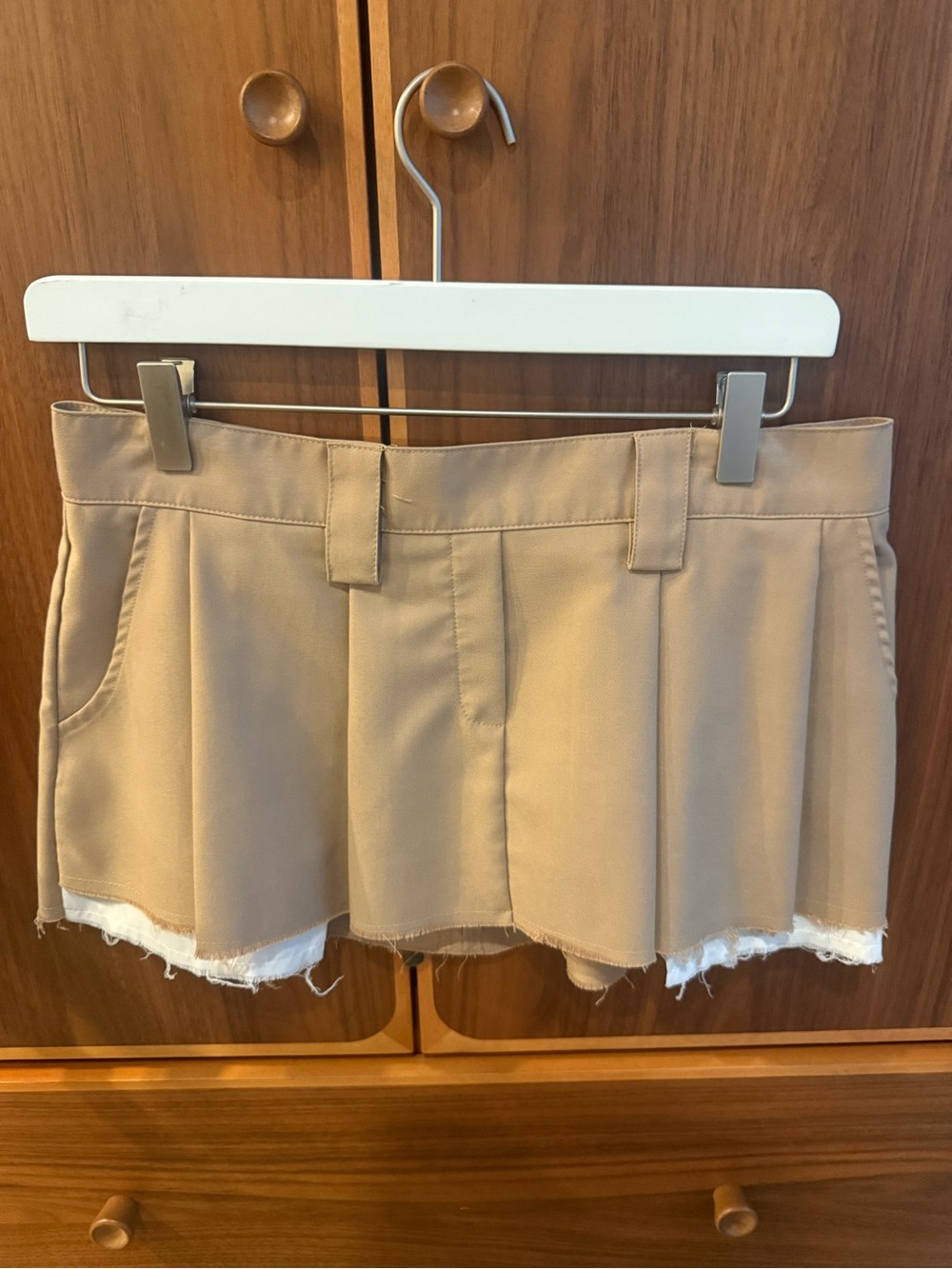 Beige Pleated Women's Micro Mini Skirt with Raw Hem